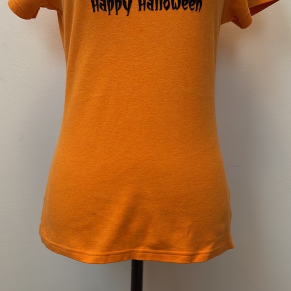 Disney World Mickey Mouse Halloween Tee - Picture 4 of 15